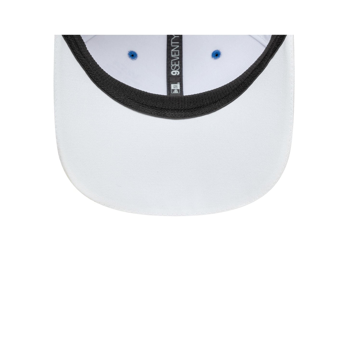 Visa Cash App Racing Bulls White 9SEVENTY Stretch-Snap Hat