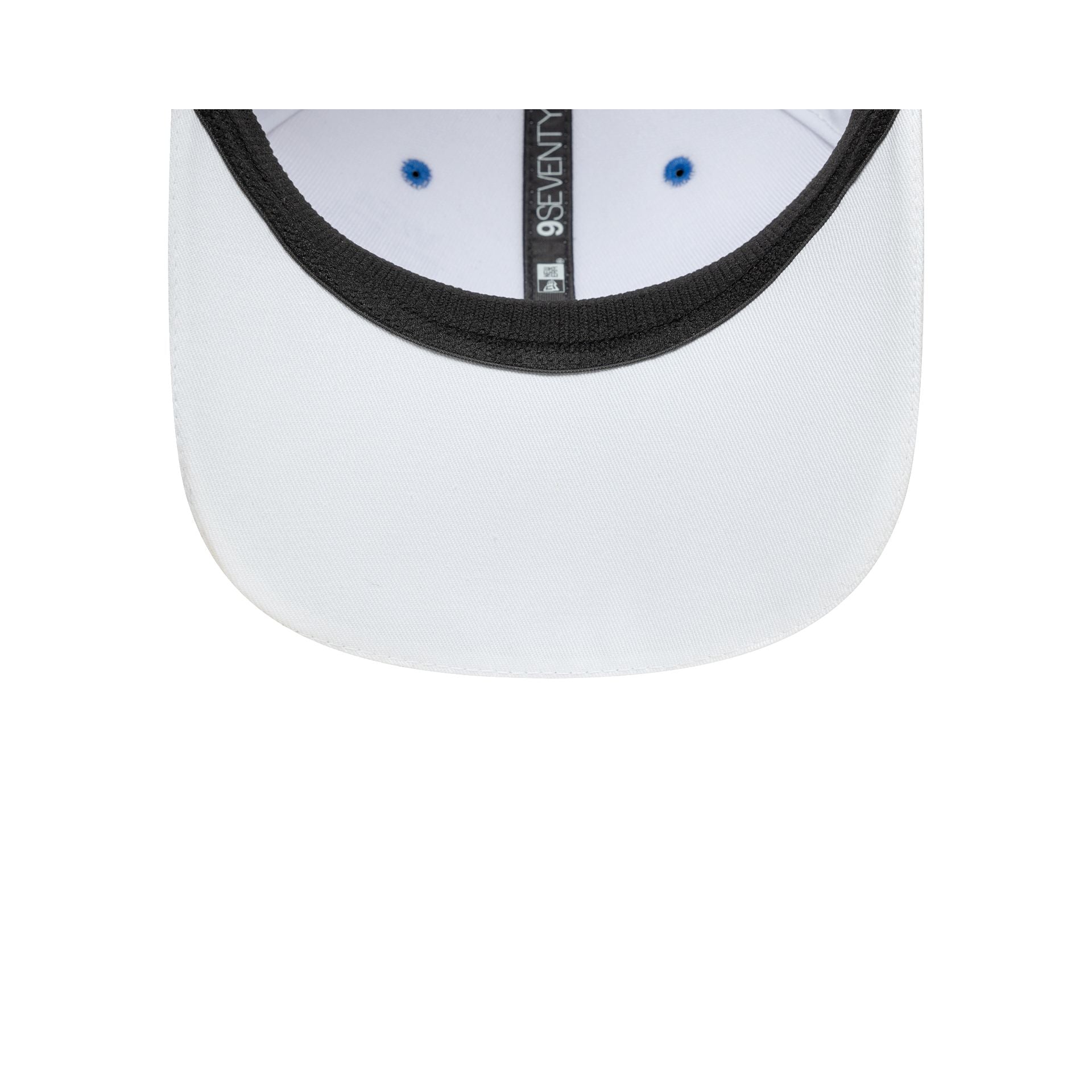 Visa Cash App Racing Bulls White 9SEVENTY Stretch-Snap Hat